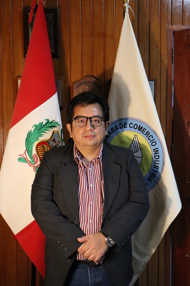 MBA. Abg. Miguel Cueva Usquiano
